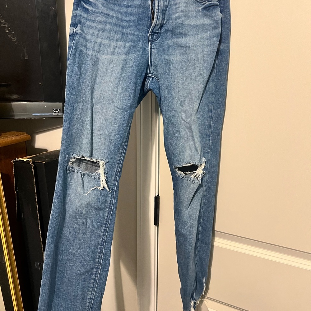Old Navy Light Blue Distressed Straight Leg Jeans